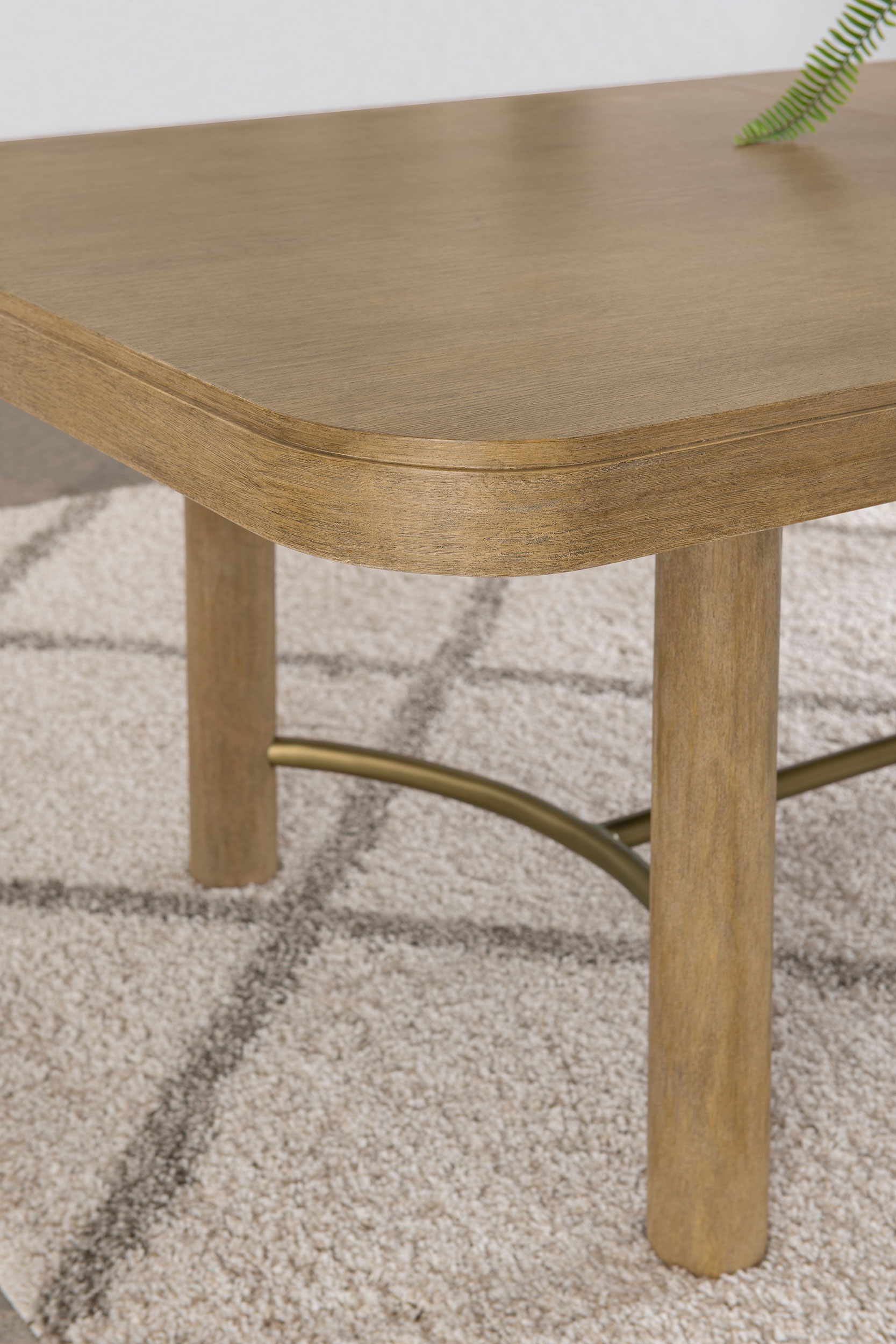 Arini DINING TABLE