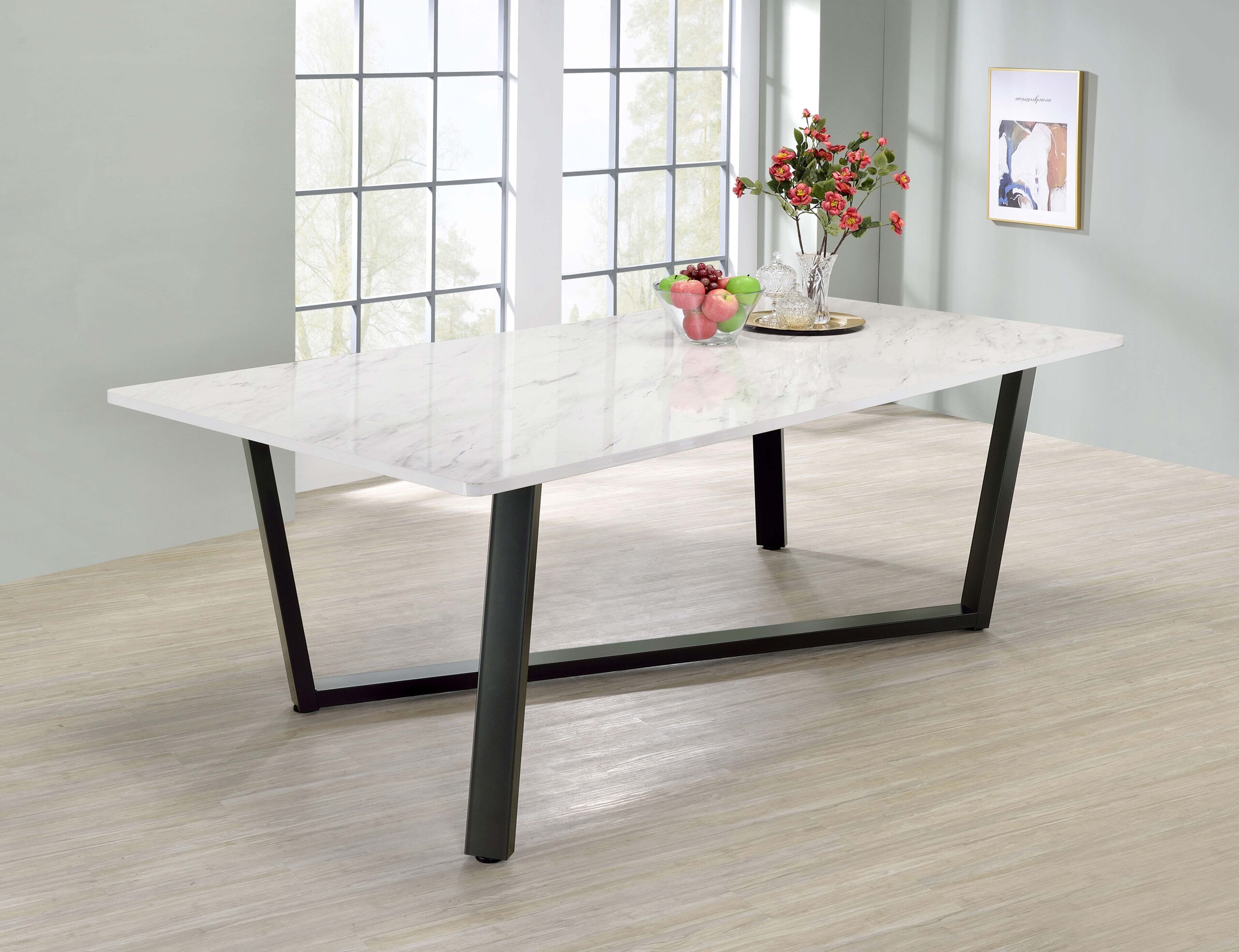 Mayer DINING TABLE