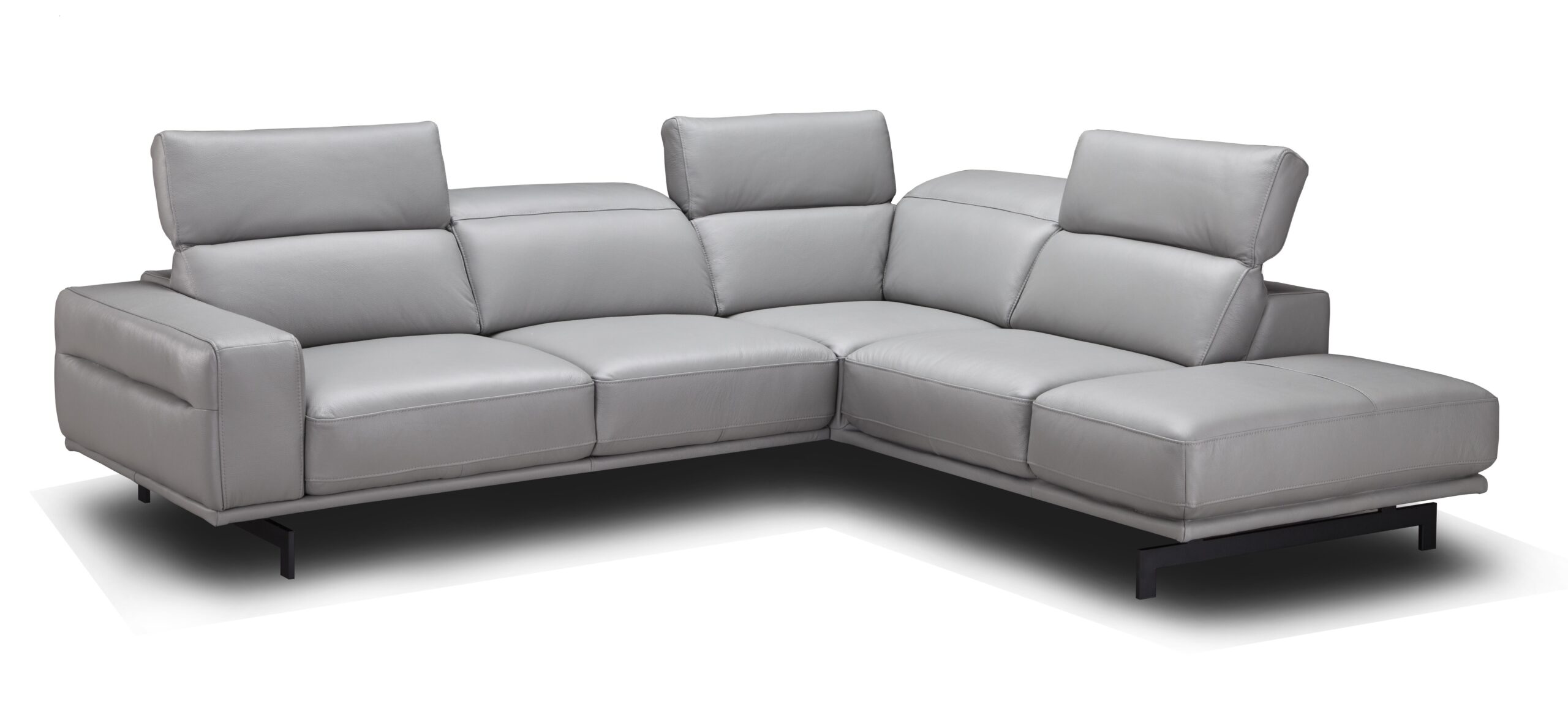 Davenport Light Grey Sectional in Right Facing