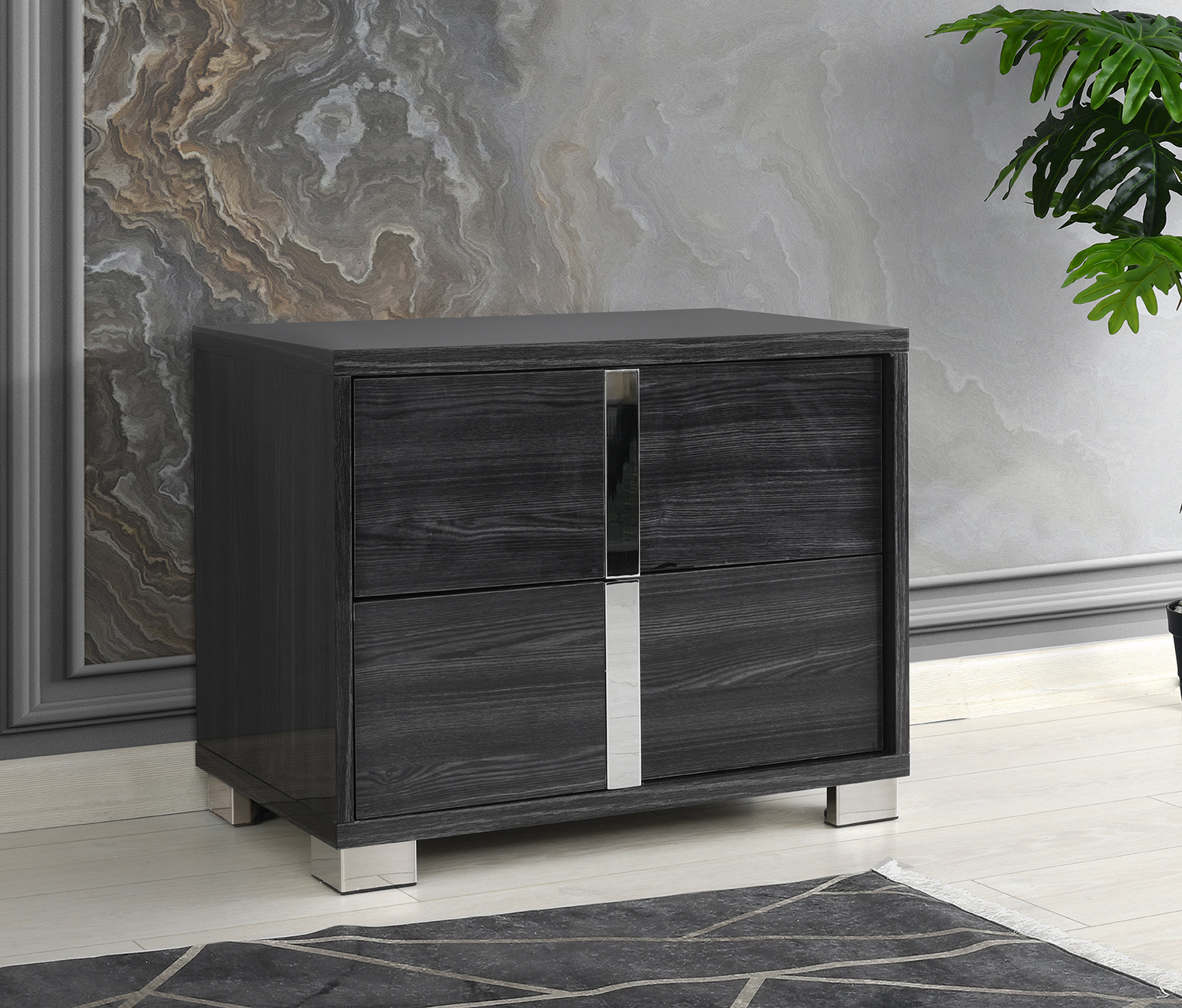 Giulia Chest in Glossy Gray