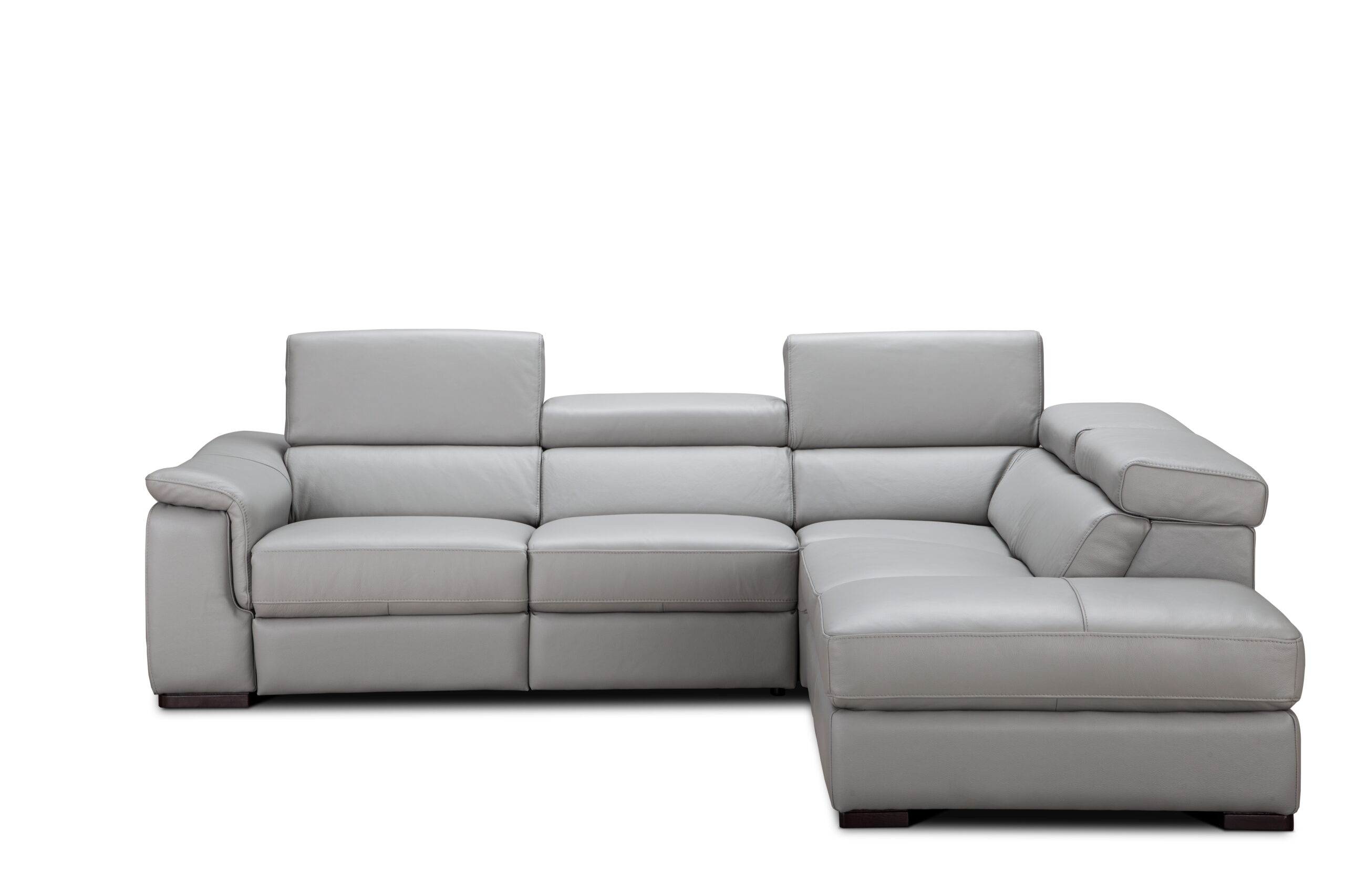 Perla Premium Leather Sectional in Right Hand Facing Chaise