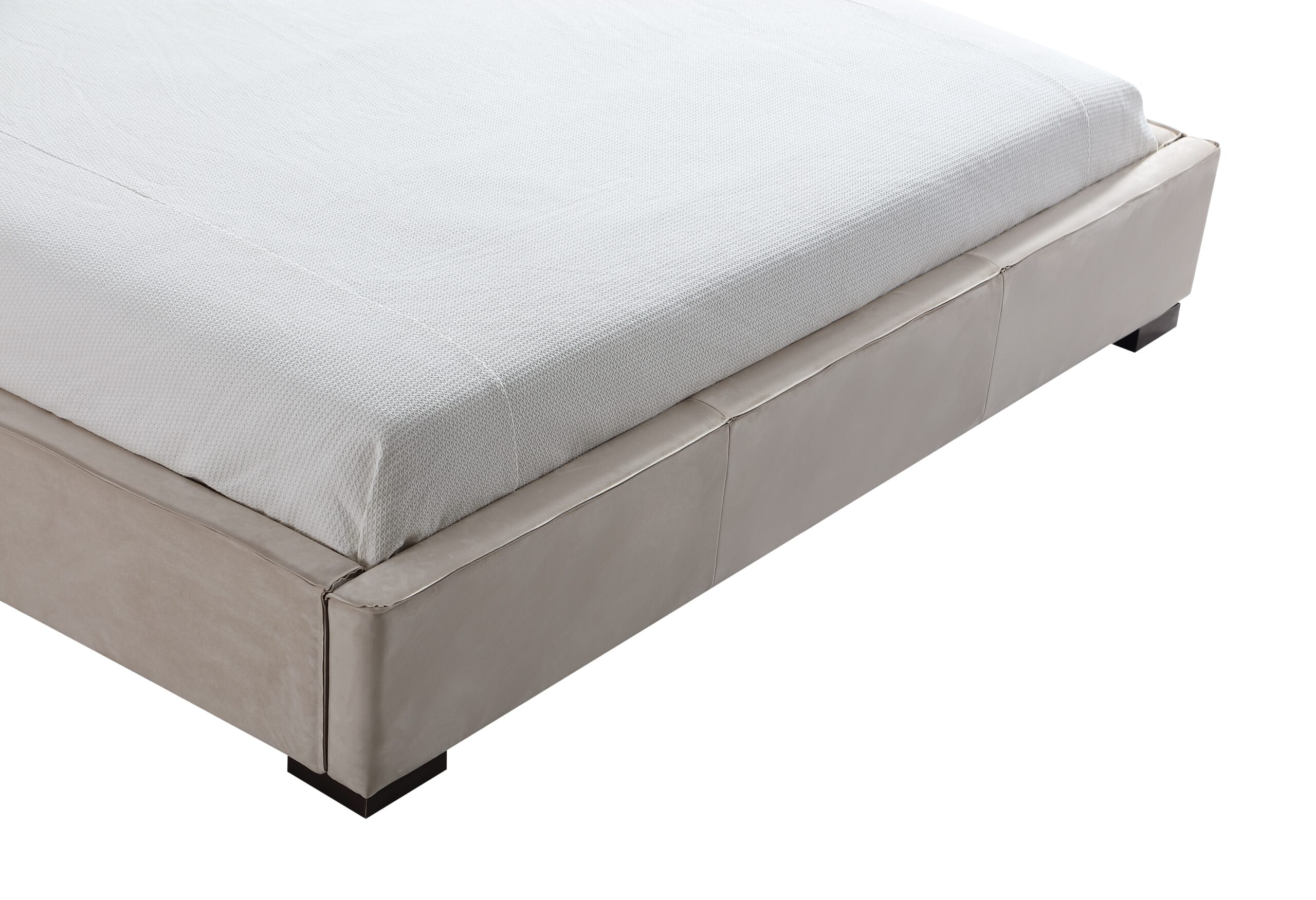 Serene King in Natural