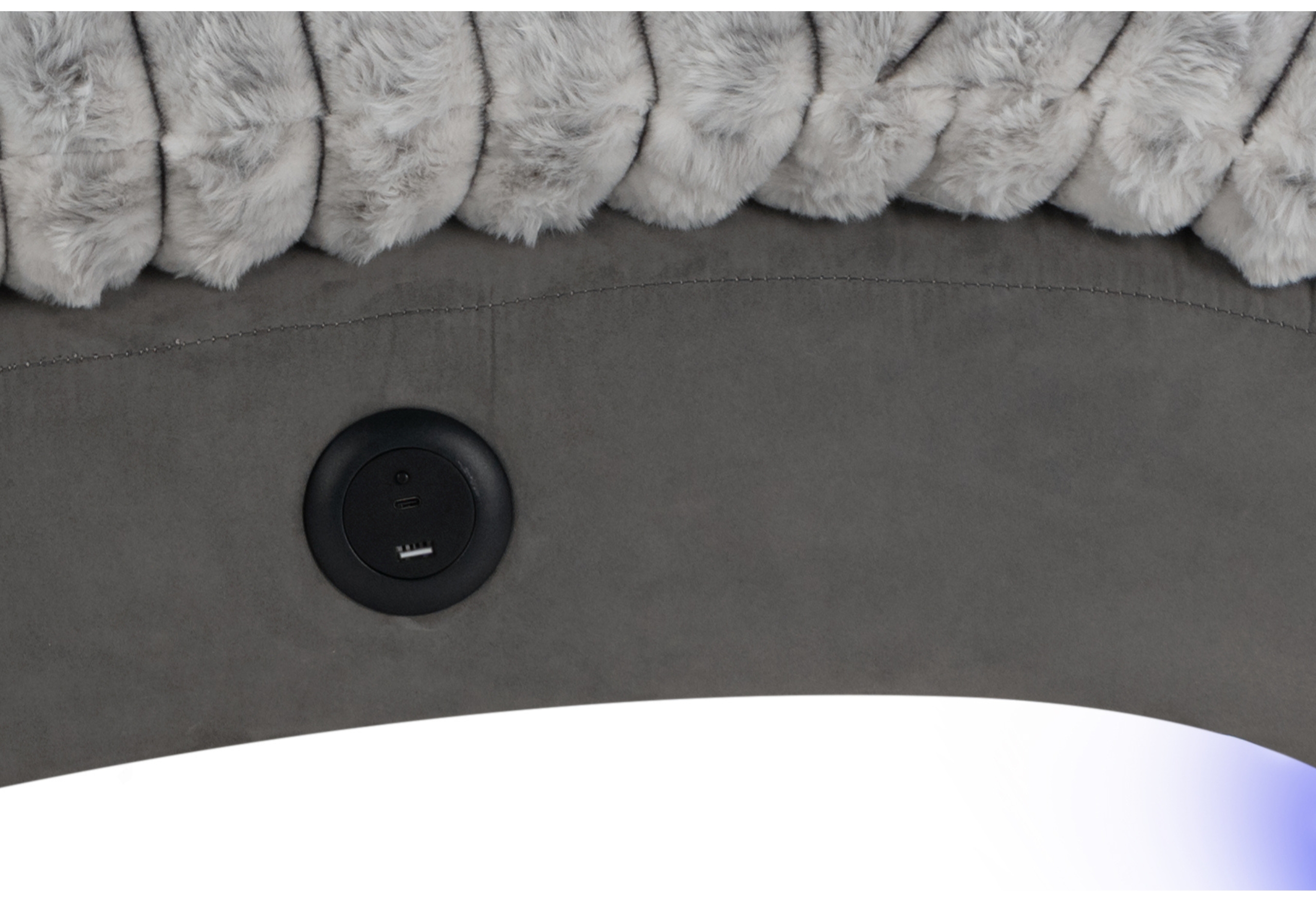 DOMINIC MINK/JAVA CHAISE WITH USB